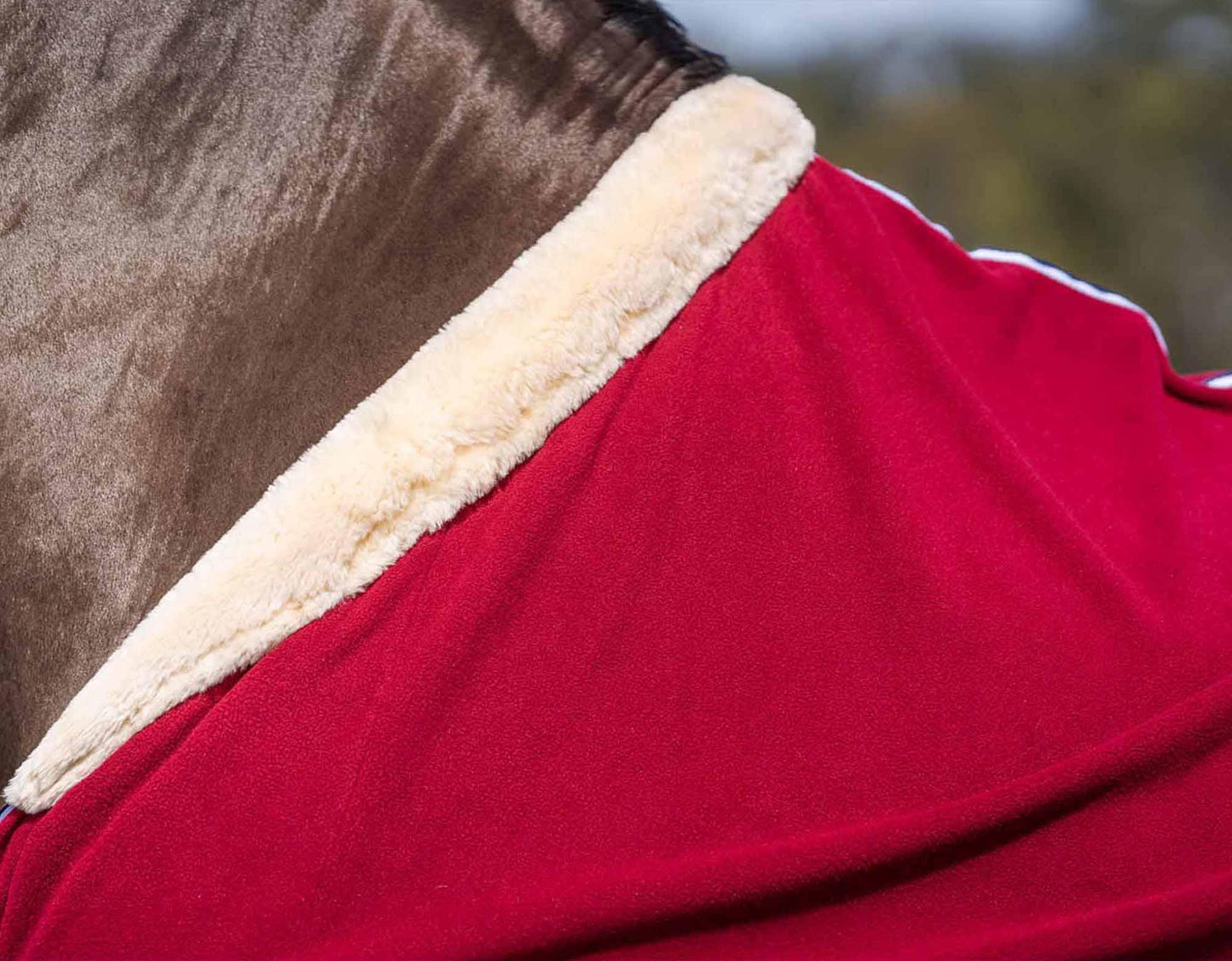 Caribu Deluxe Polar Fleece Horse Rug